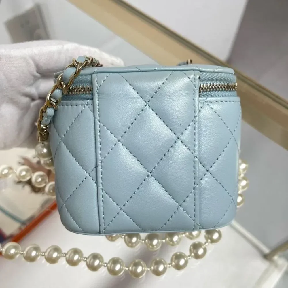 Chanel Women Pre-Loved Bag Very Good Condition